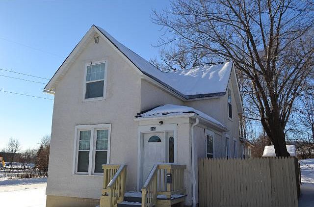 1st image of 279 Nugent St