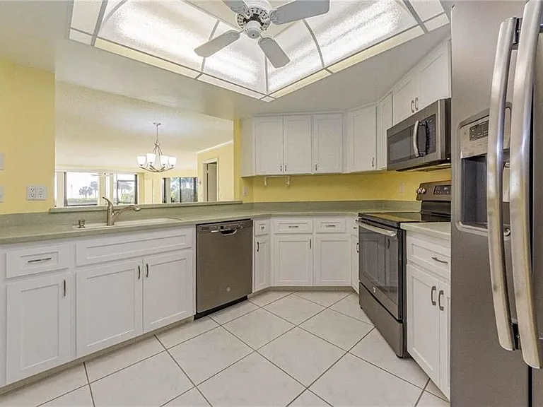 1821 Mooringline Dr #1C — Photo 13