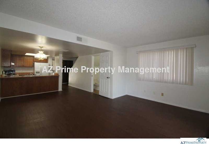 1st image of 122 S Hardy Dr APT 9