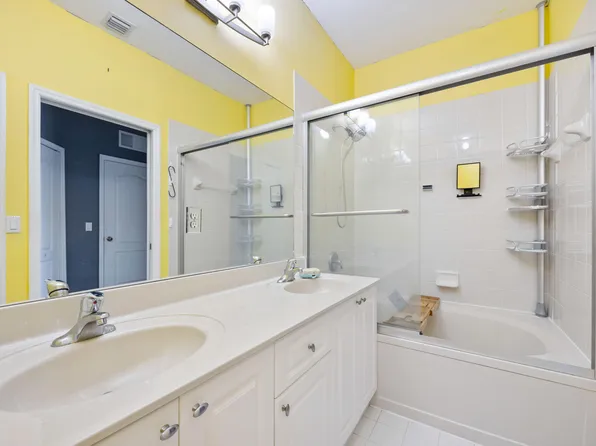 2122 Shoma Drive #141, Royal Palm Beach, FL 33414