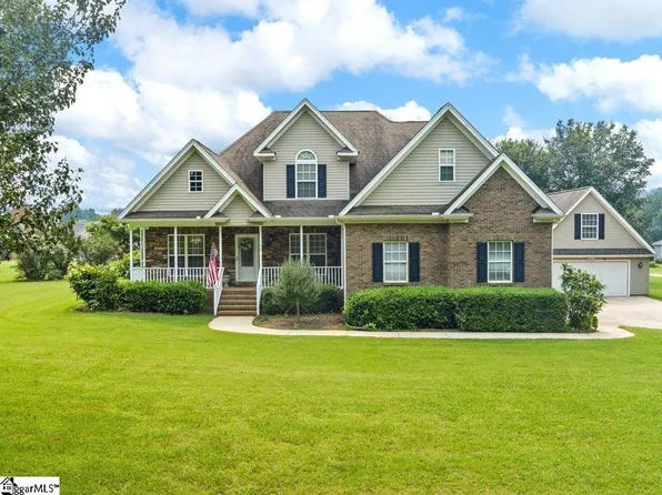 196 Crow Rd, Inman, SC 29349