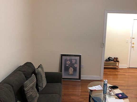 5th image of 166 Summit Ave APT 204
