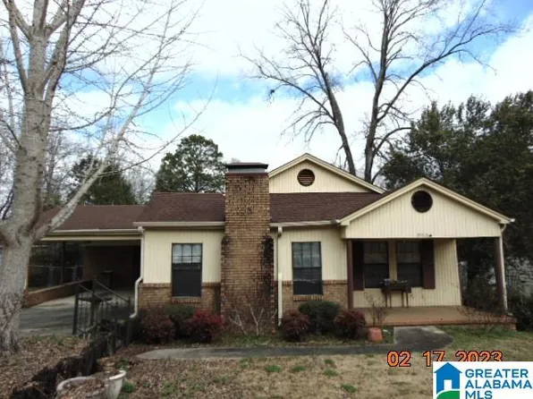 1708 Greenwood Ave, Clanton, AL 35045
