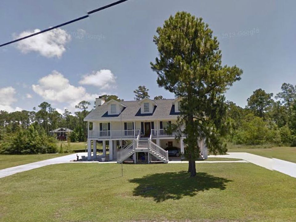 1st image of 214 Fernwood Dr