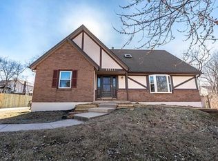 12011 W 72nd Ter, Shawnee, KS 66216
