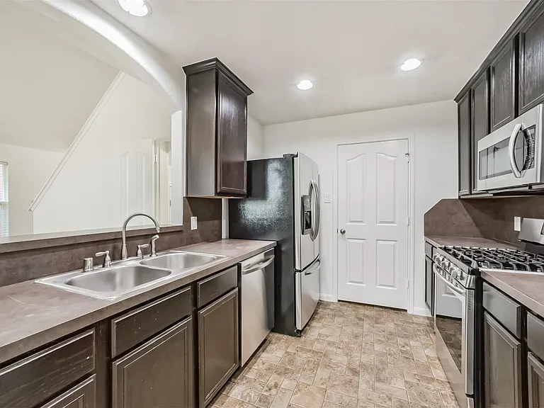 9334 Valley Tree Ln — Photo 12