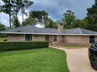 3917 Buckingham Dr, Nacogdoches, TX 75965