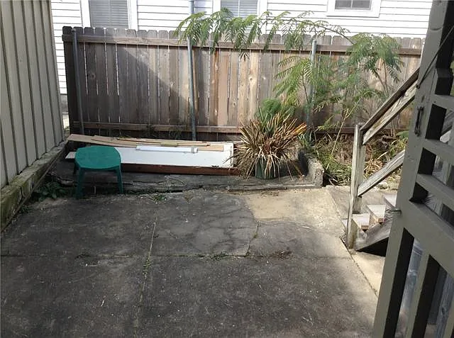 335 Virginia St — Photo 9