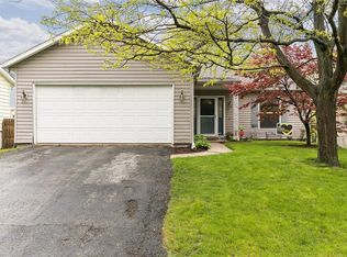 3624 Pine Wood Dr NE, Cedar Rapids, IA 52402