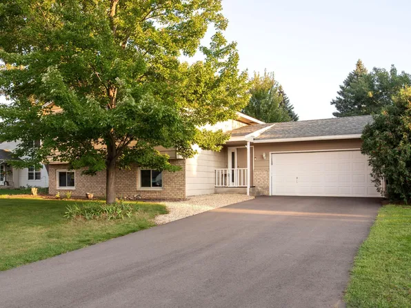 700 122nd Ave NW, Coon Rapids, MN 55448