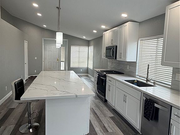 4th image of 7050 Orange Grove Ln