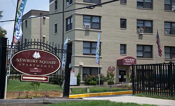 Newbury Square Apartments — Photo 7