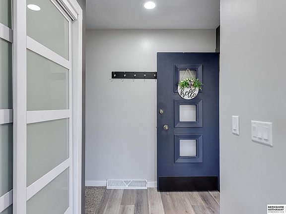 4th image of 334 N William Ave