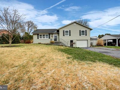 353 Town Dr, Greencastle, PA, 17225