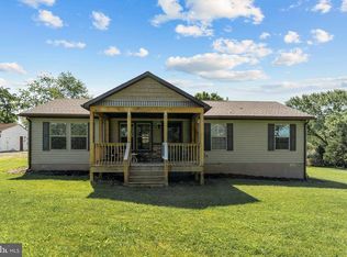 439 Youngs Dr, Front Royal, VA 22630