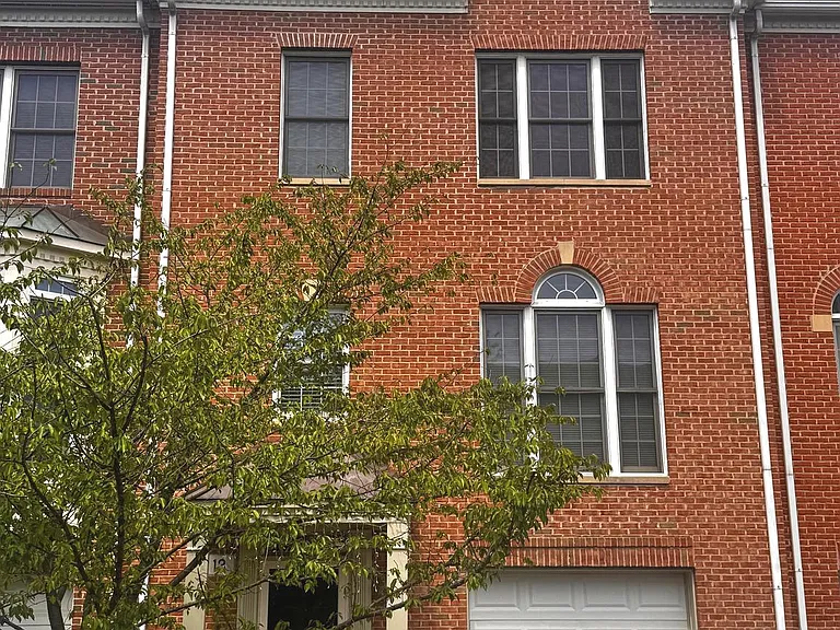 13 Fire Princess Ct — Photo 1