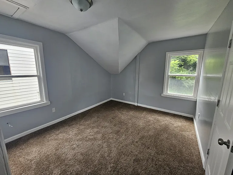 3154 River Rd — Photo 13