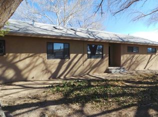 6706 Palacio Dr SW, Albuquerque, NM 87105
