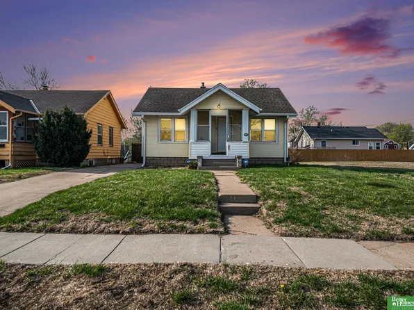 2847 Wirt St, Omaha, NE 68111