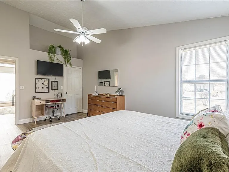 3195 Jorden Crest Ct — Photo 33