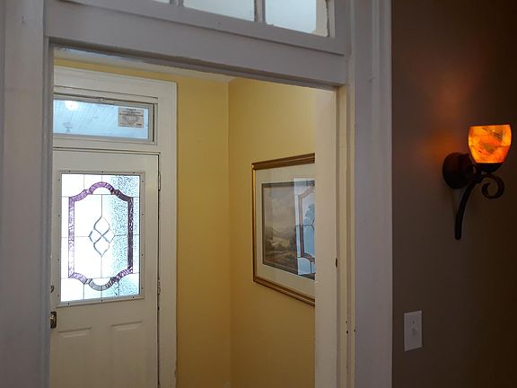 5th image of 1038 Dr Martin Luther King Ave #A