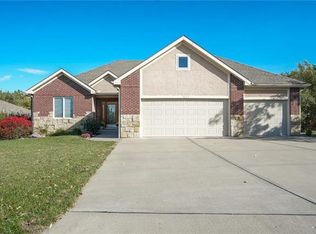 8629 N Utica Ave, Kansas City, MO 64153