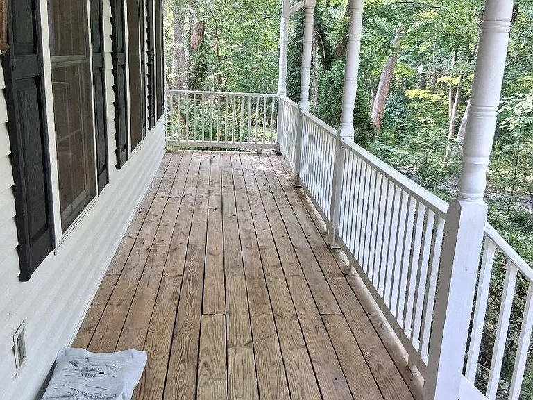12904 Arsenal Ct — Photo 3