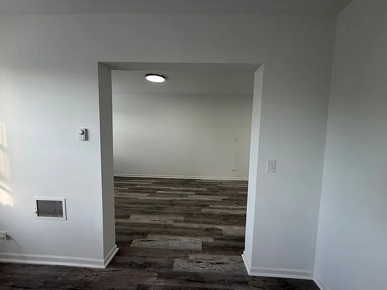 27 E Park Blvd — Photo 19
