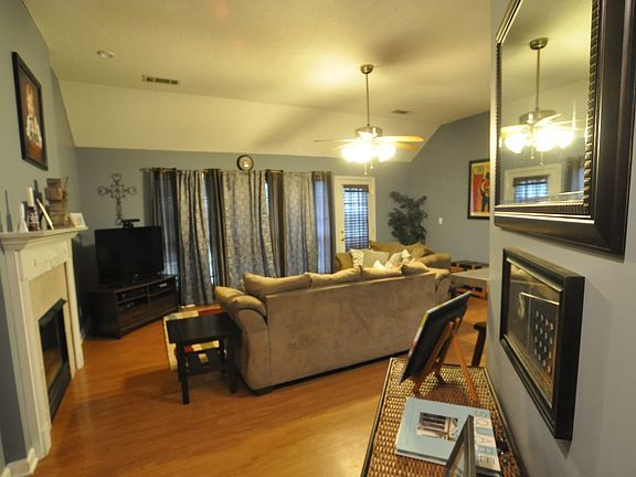 4th image of 118 Apple Blossom Dr