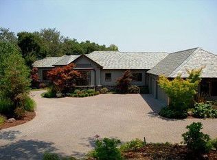 15001 Bohlman Rd, Saratoga, CA 95070