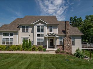 20 Highridge Rd #20, Middlebury, CT 06762