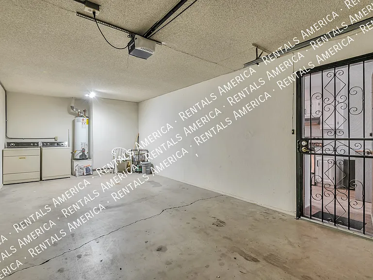 644 N Richey Blvd — Photo 12