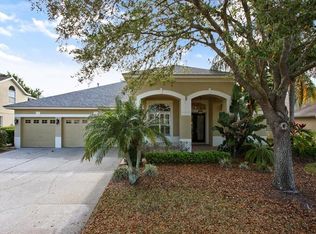 18719 Chaville Rd, Lutz, FL 33558