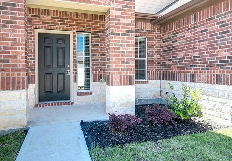 12242 Roy Mix Bohn Ln — Photo 5
