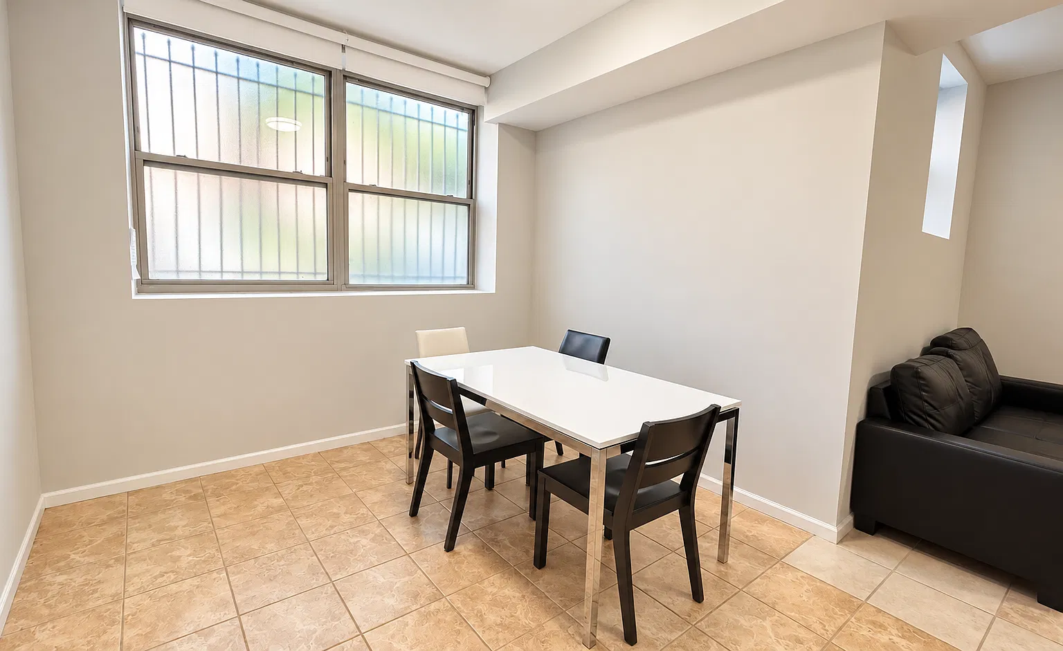 3 bed, 1800 sqft, $2,650 — Photo 4