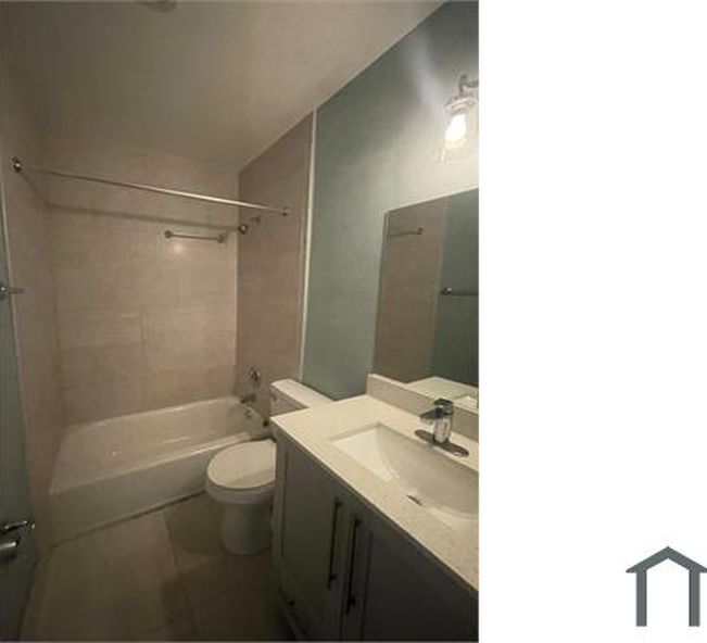 850 SW 9th Ct, photo 3