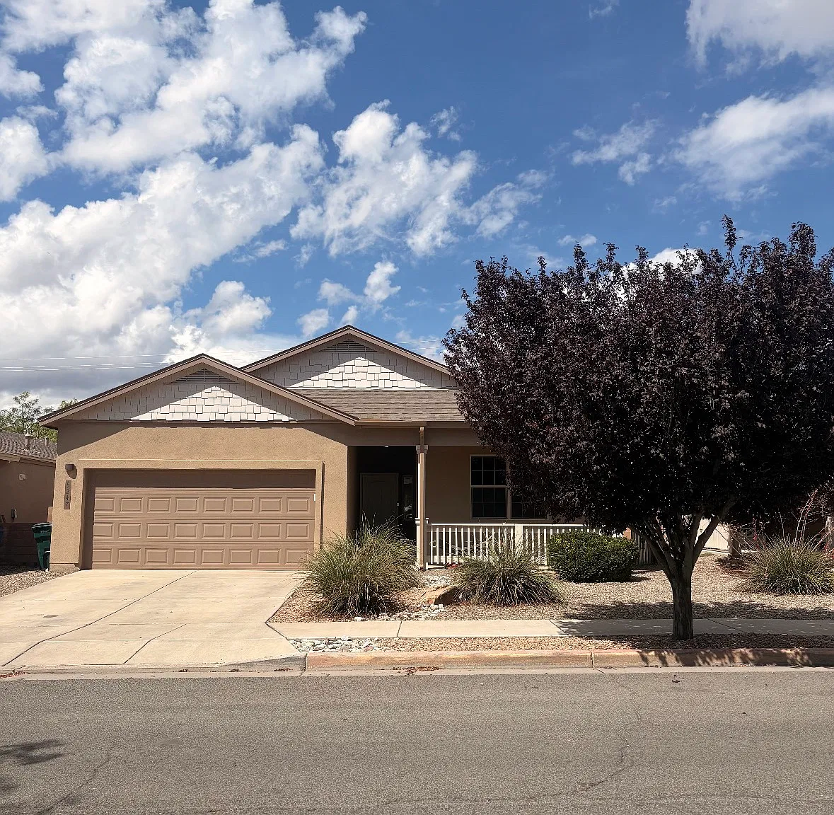 3 bed, 1895 sqft, $3,200 — Photo 1