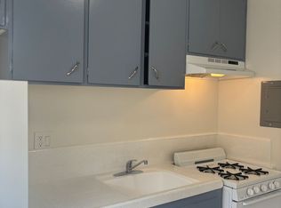 Spazier, 220 W, Burbank, CA 91502