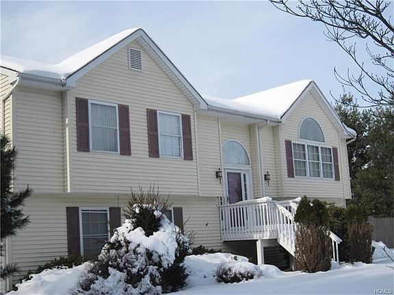 2nd image of 24 Maggiolo Dr