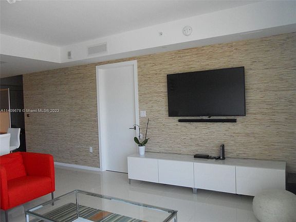4th image of 5252 NW 85th Ave APT 806