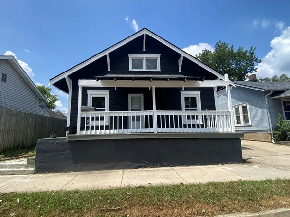 108 N Elm St, Troy, OH 45373