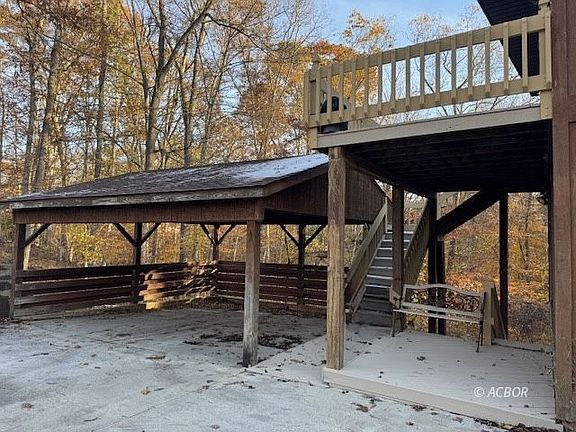 5th image of 188 Oak Ridge Rd