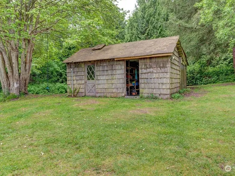 2748 El Camano St — Photo 23
