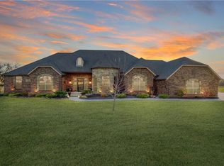 7224 N Shore Dr, Tuttle, OK 73089