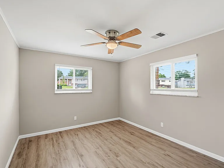 3920 Pobst Dr — Photo 20
