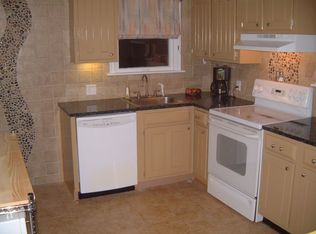 3723 Edmundson Rd, Saint Louis, MO 63114