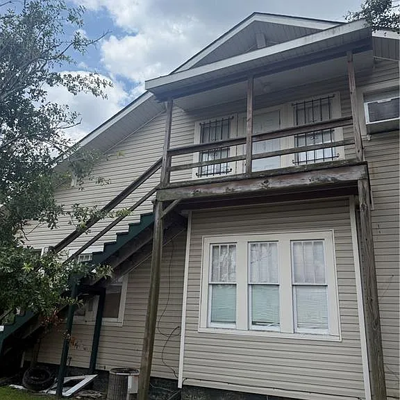450 Williams St #B — Photo 1