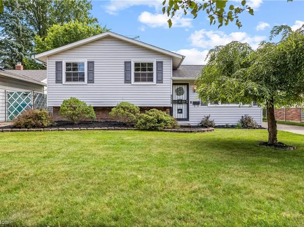 13945 Franklyn Blvd, Brookpark, OH 44142