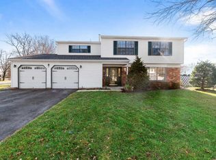 62 Hedgewood Rd, Howell, NJ 07731
