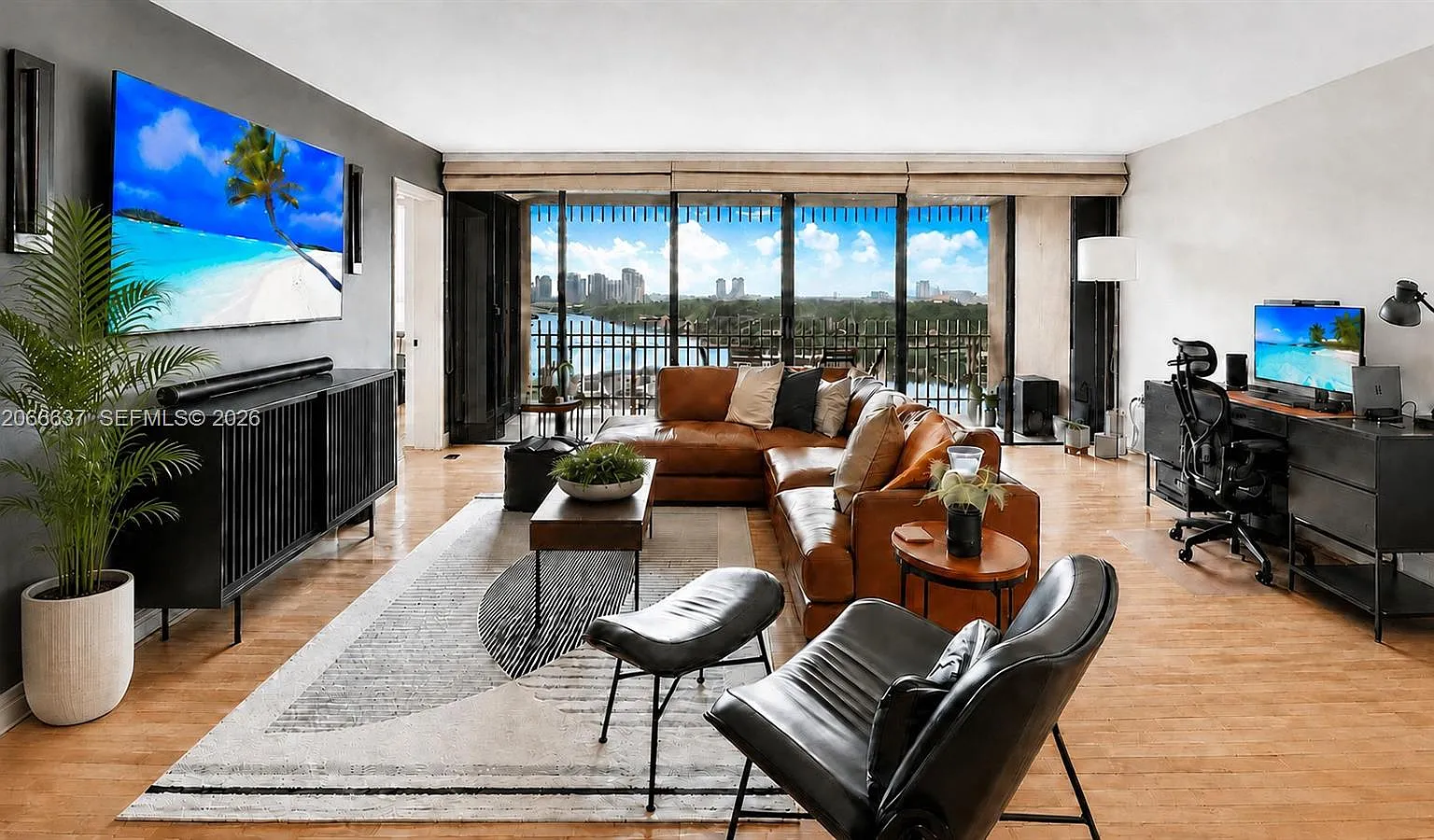 Grove Isle Condo — Photo 3